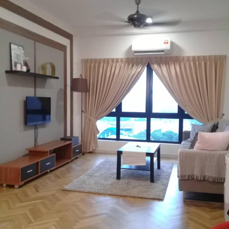 Adore Homestay Emira Seksyen 13 Shah Alam Msu Stadium Aeon Mall Shah Alam Updated 2021 Prices
