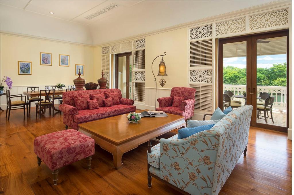 Posezení v ubytování Dheva Mantra Resort