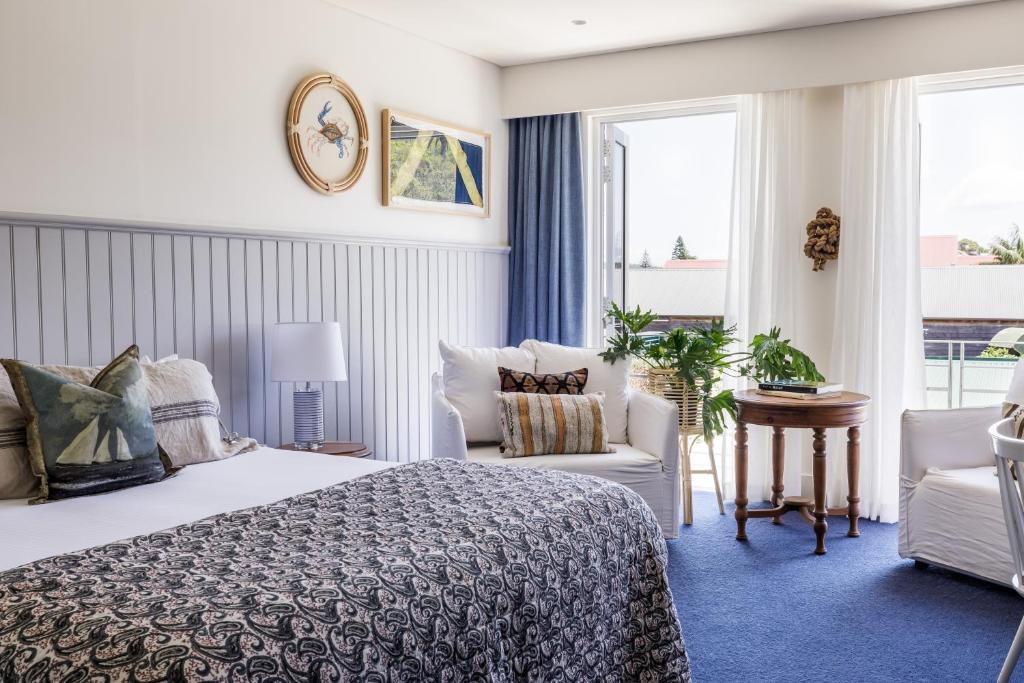 Postel nebo postele na pokoji v ubytování Watsons Bay Boutique Hotel