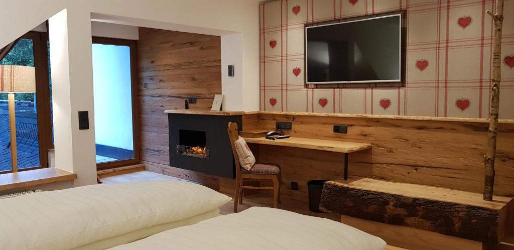 TV a/nebo společenská místnost v ubytování Hotel Kleins Wiese