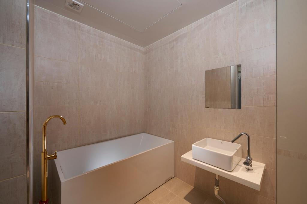 Benikea Hotel Yangsan - Premier Twin Room