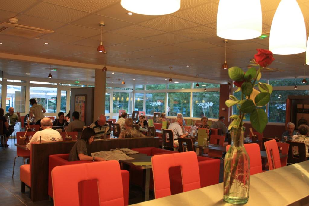 Restaurace v ubytování ibis Loriol Le Pouzin