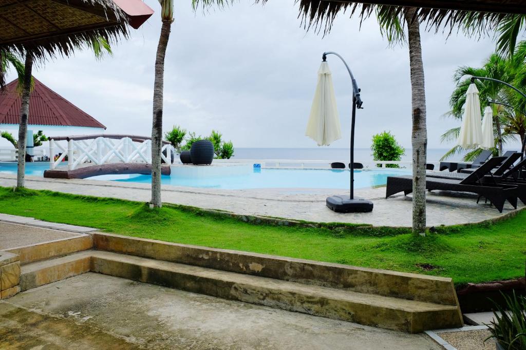 Bazén v ubytování Cliffside Resort nebo v jeho okolí