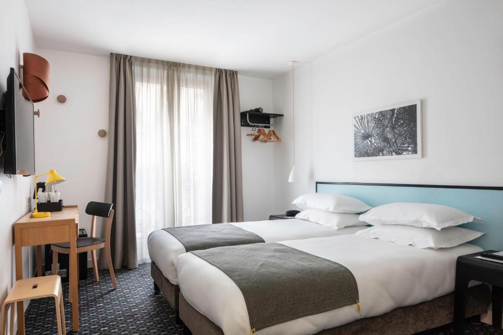 Ліжко або ліжка в номері Hotel Palm - Astotel