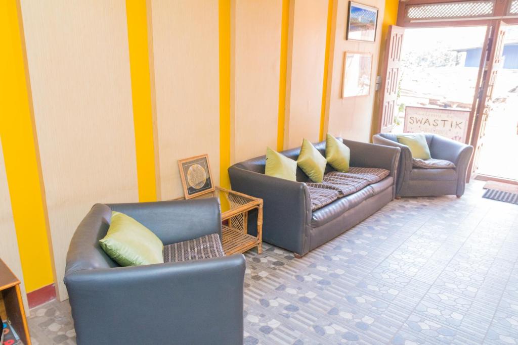 Posezení v ubytování Swastik Guest House