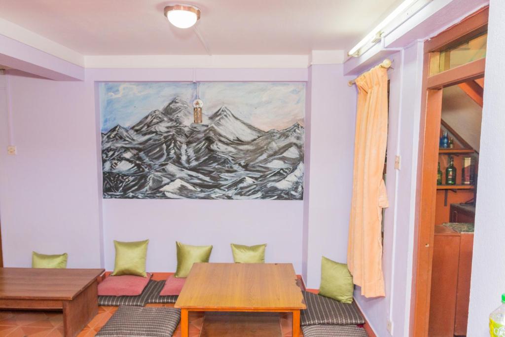 Posezení v ubytování Swastik Guest House