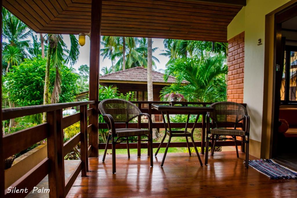 Balkón nebo terasa v ubytování Silent Palm Samui