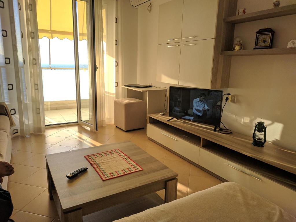 Lucky Lux Apartment - Image 5