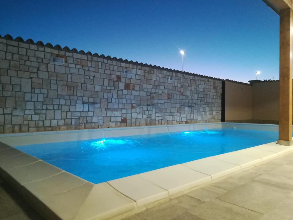 Bazén v ubytování B&b A Due Passi Dal Sole nebo v jeho okolí