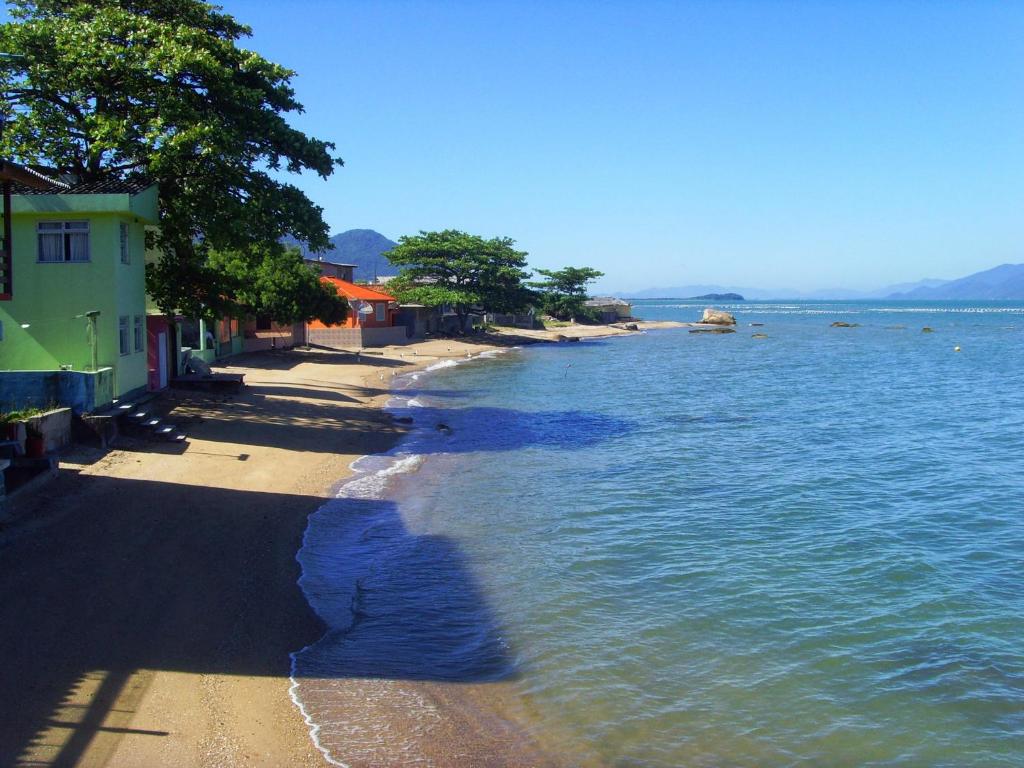  SOLAR DO RIBEIRÃO - Apto pé na areia - Florianópolis