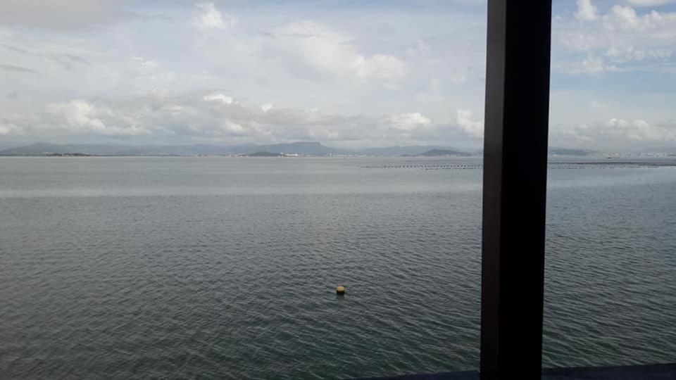  SOLAR DO RIBEIRÃO - Apto pé na areia - Florianópolis