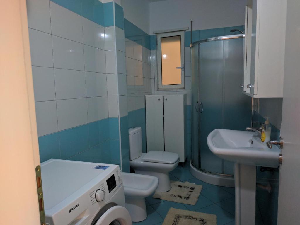 Lucky Lux Apartment - Image 3