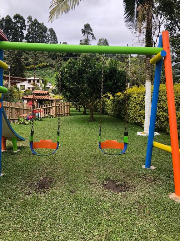 Zona de juegos infantil en Cabañas Filadelfia