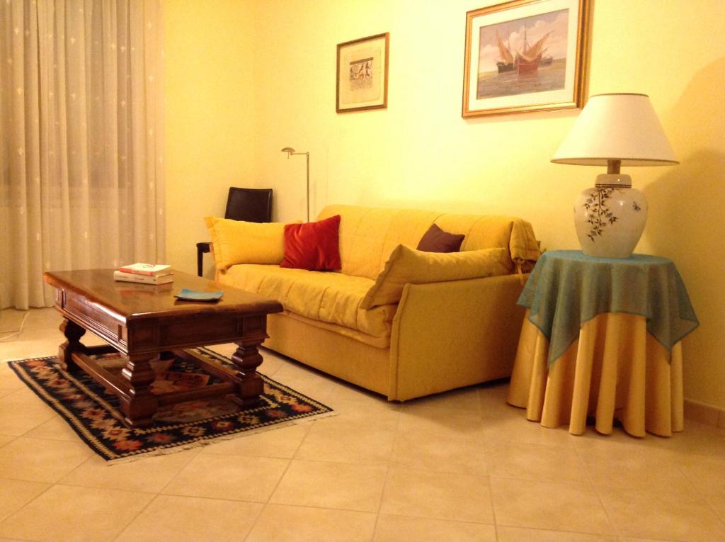 Posedenie v ubytovaní Appartamenti la Castagna