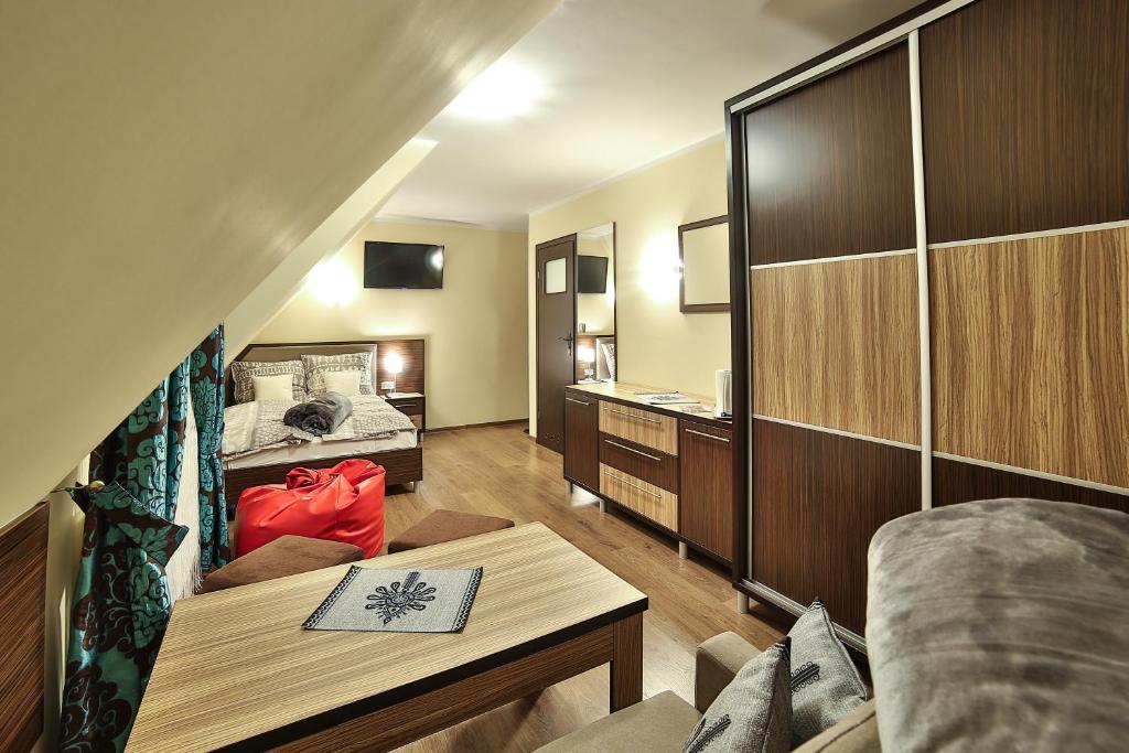 Posedenie v ubytovaní Apartamenty Kościelisko