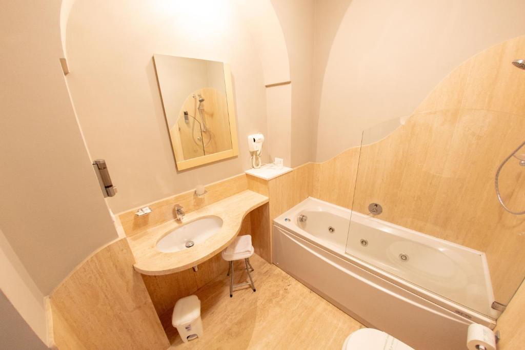 Bagno di Leone Camere D'autore - CHIAIA