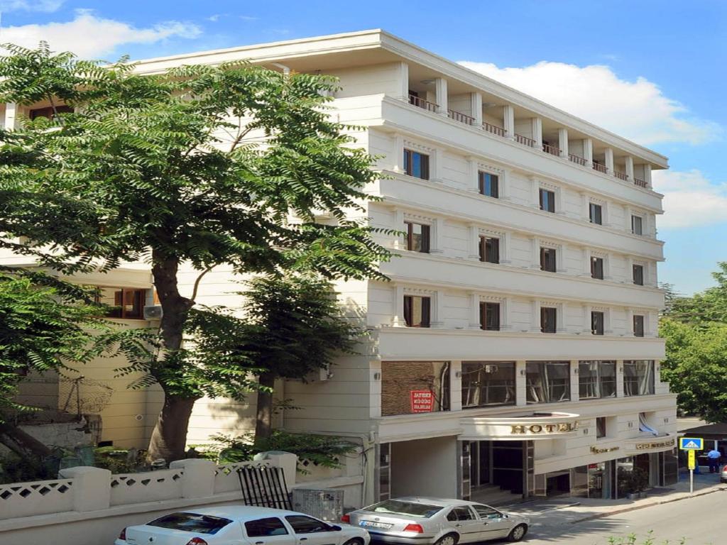 The building in which a szállodákat is located