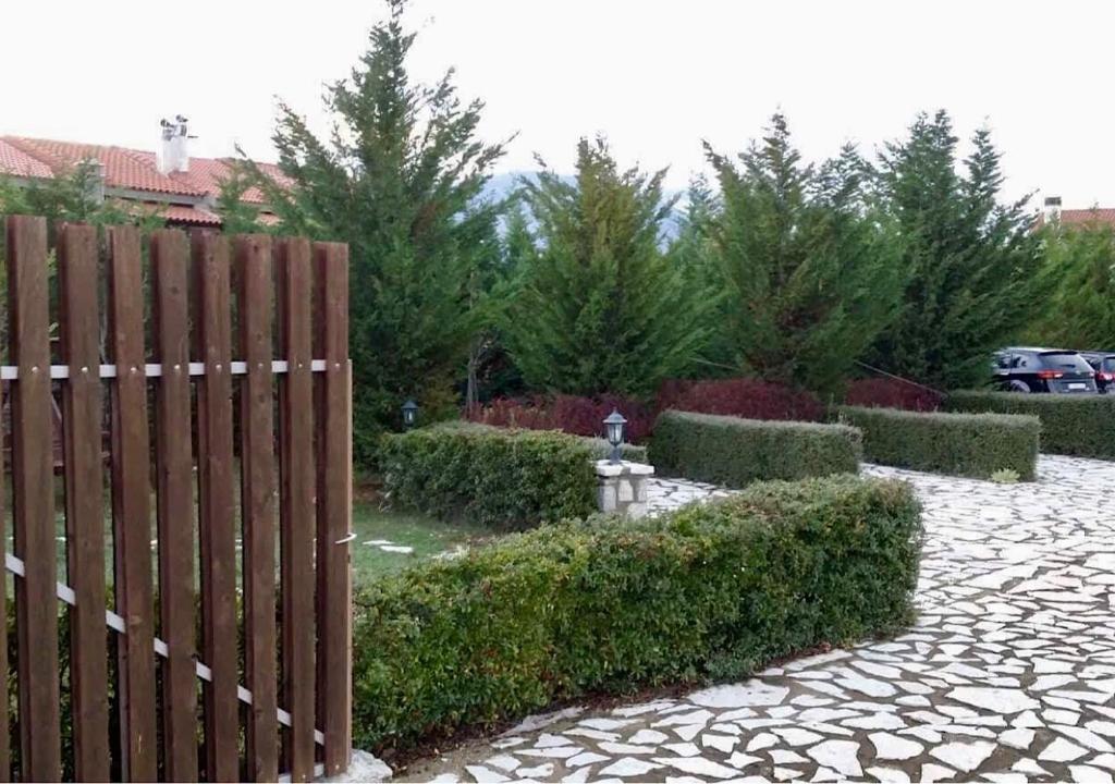Vonkajšia záhrada v ubytovaní villa in Parnassos