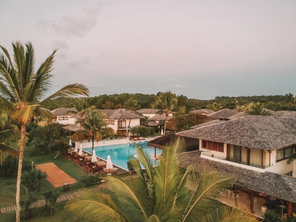 Bazén v ubytování Campo Bahia Hotel Villas Spa nebo v jeho okolí