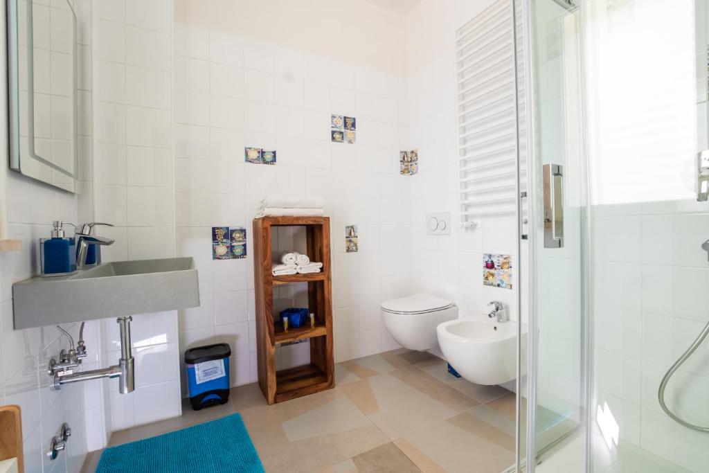 Koupelna v ubytování B&B A Pochi Passi