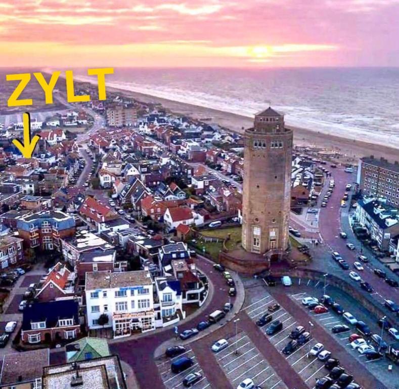 Nespecifikovaný výhled na moře nebo výhled na moře při pohledu z penzionu