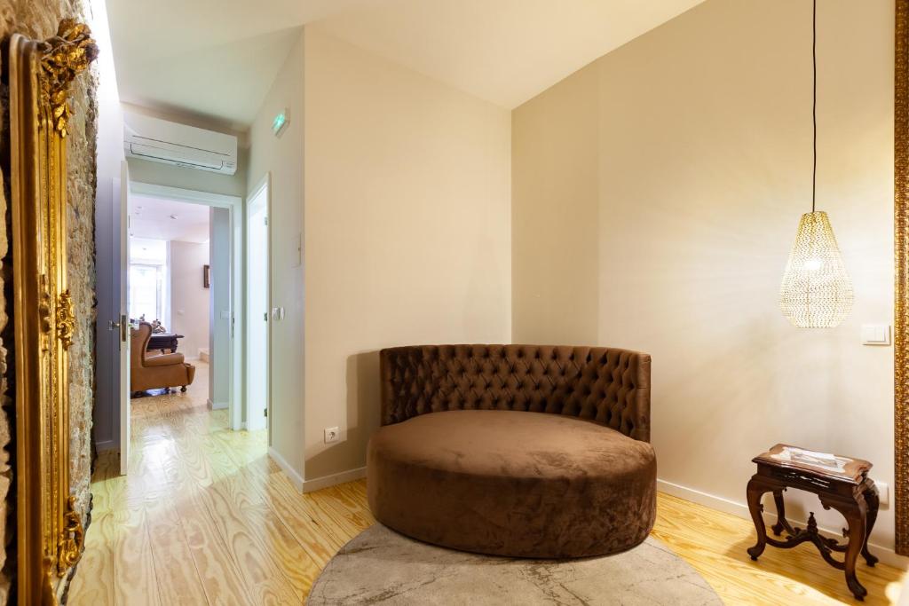 Berço de Mordomias - 6