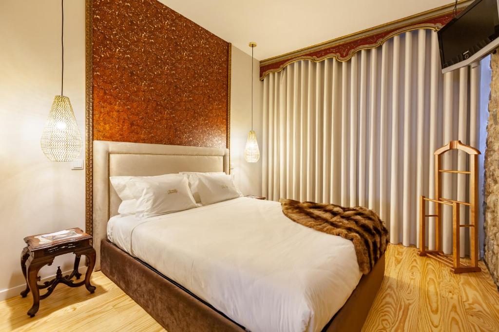 Berço de Mordomias - 1