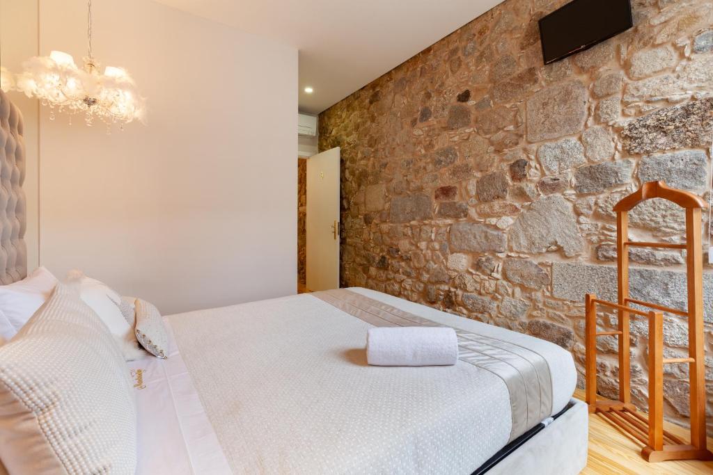 Berço de Mordomias - 15