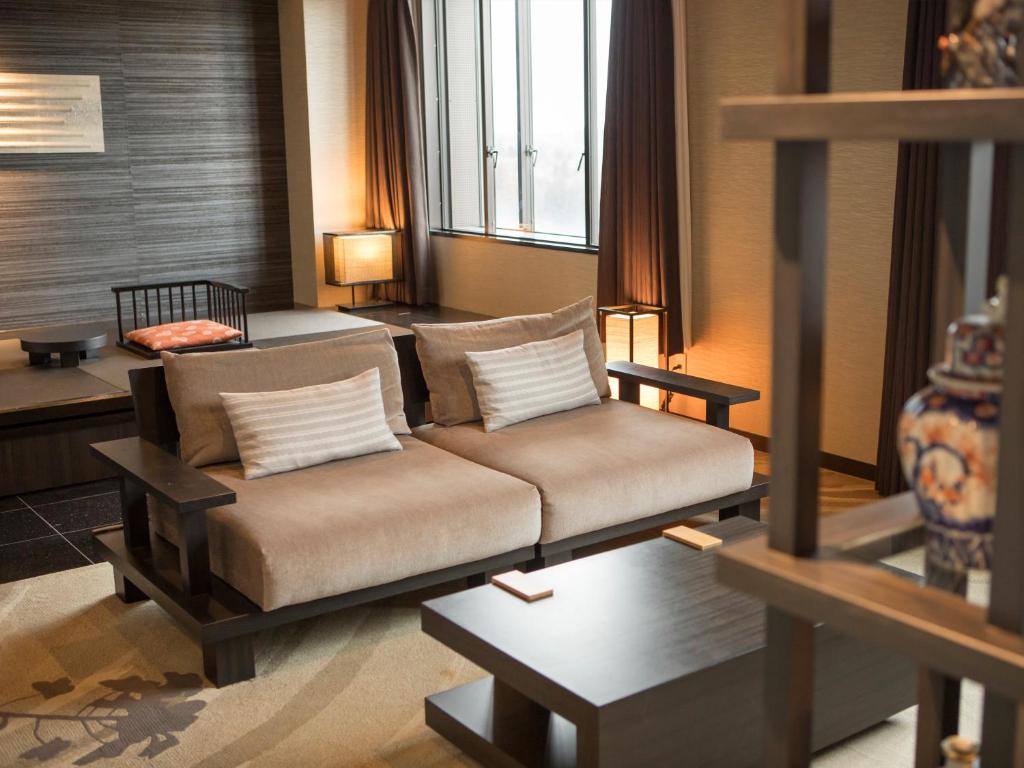 Posezení v ubytování HOTEL MYSTAYS PREMIER Narita