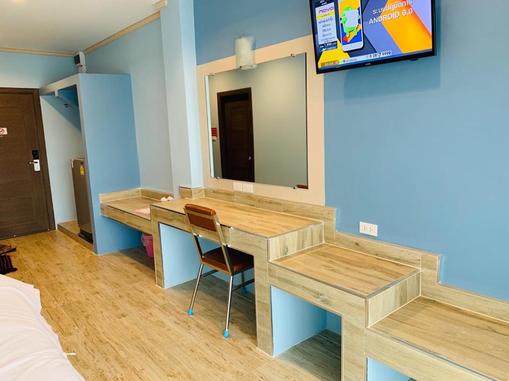 โรงแรมมาลินี - Habitación Doble De Lujo Con Balcón