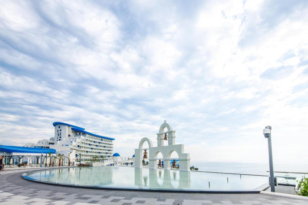 Bazén v ubytování Sol Beach Samcheok nebo v jeho okolí