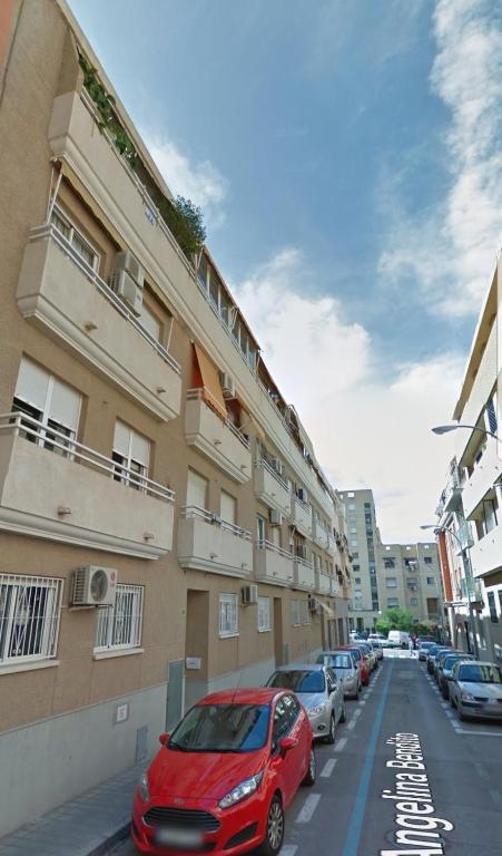 Lovely Penhouse in Alicante with parking, Alicante – Updated ...
