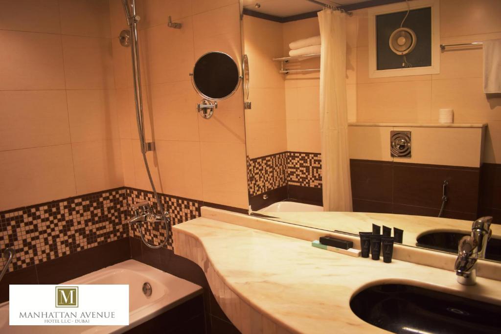 Manhattan Avenue Hotel - Resim 40