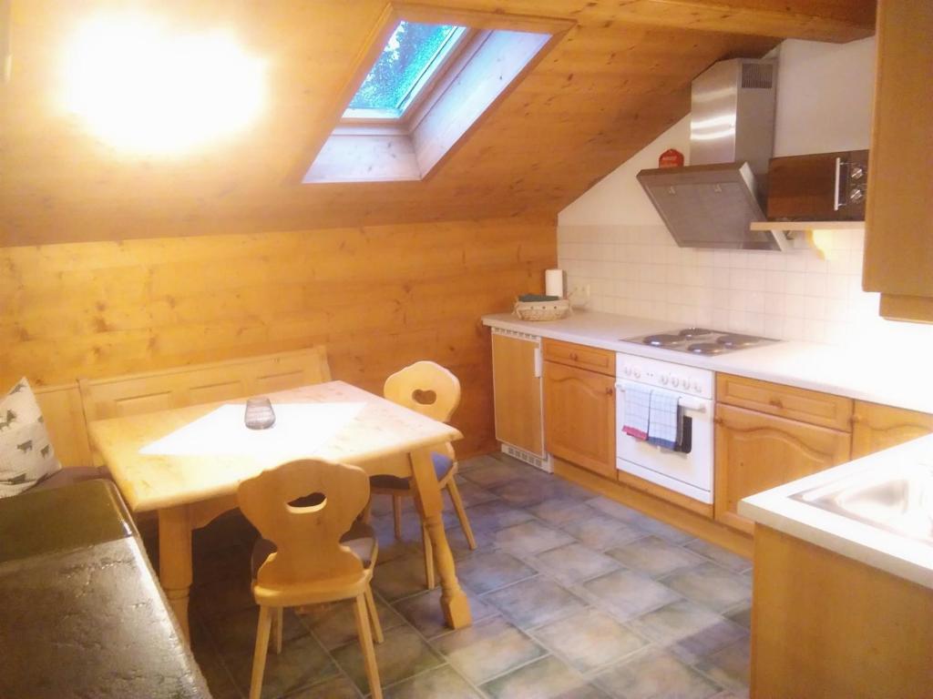 Kuchyň nebo kuchyňský kout v ubytování Bauernhof Hintenberg