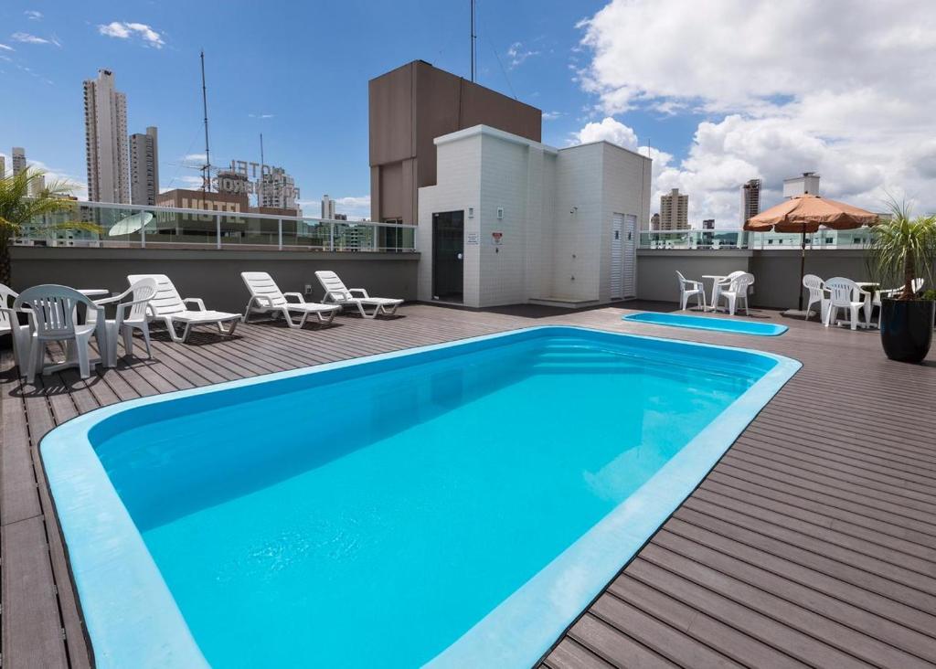  Hotel Rosenbrock