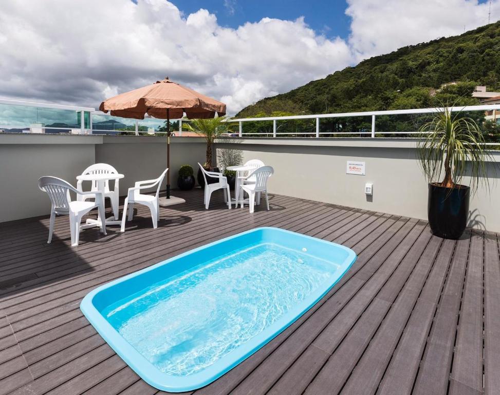  Hotel Rosenbrock
