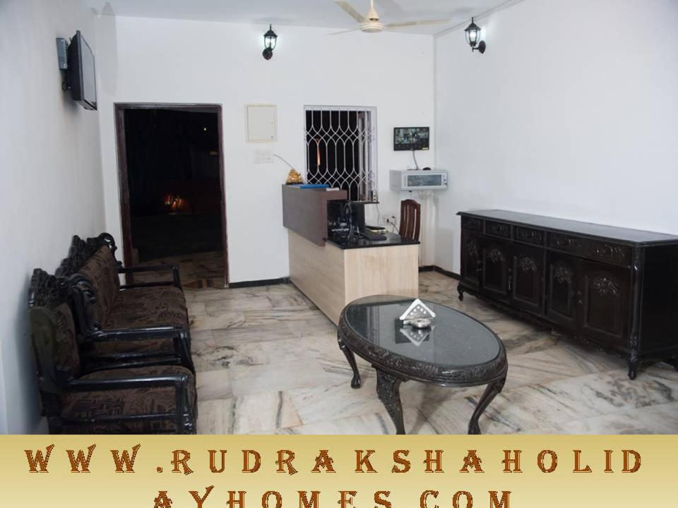 Posezení v ubytování Rudraksha Holiday Homes