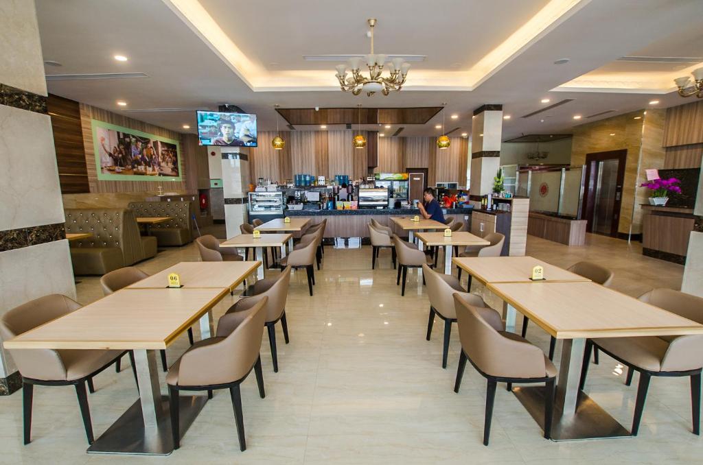 Restaurace v ubytování Grand Wonderful Hotel