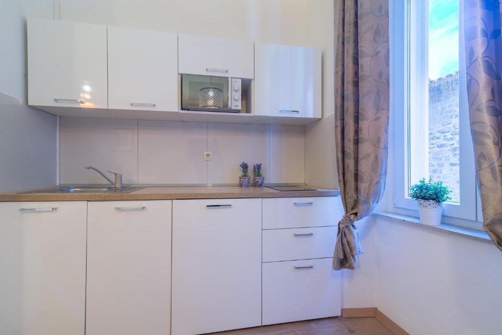 Studios & Apartments Porto - 5