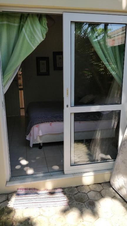  Casa em Itapoá-Thenorio SC
