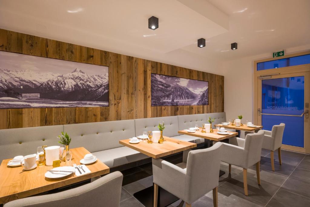 Posezení v ubytování Alpenhof Hotel Garni Suprême
