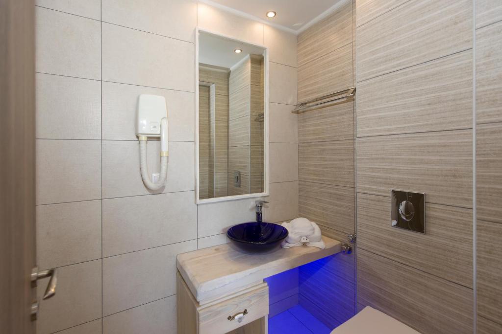 Koupelna v ubytování Anthemis Hotel Apartments