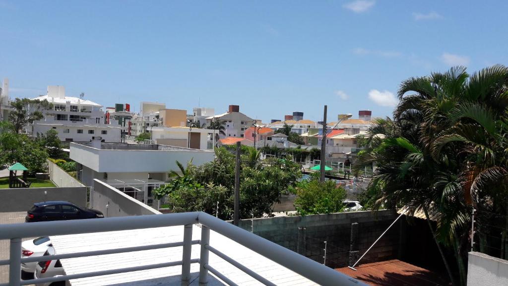  Ingleses piscina 450m da praia WI-FI