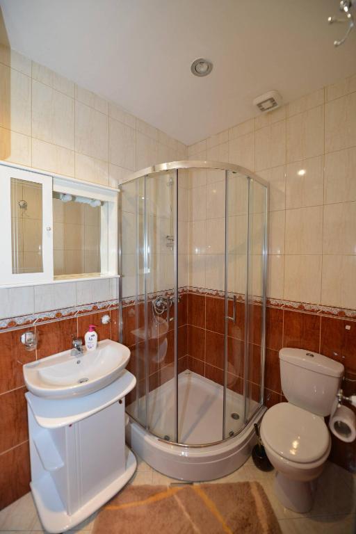 J & P Apartments Orahovac - 8