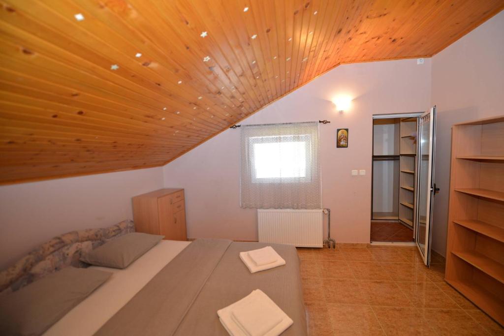 J & P Apartments Orahovac - 9