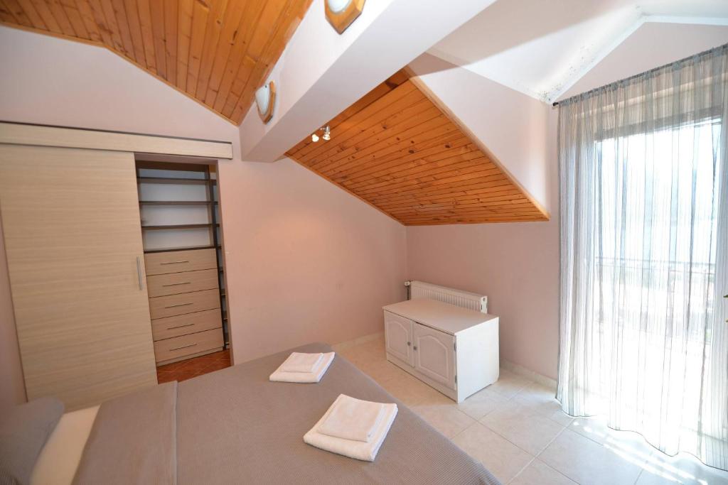 J & P Apartments Orahovac - 11