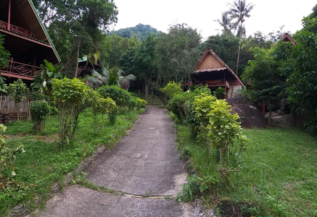 Zahrada ubytování Koh Tao Royal Resort