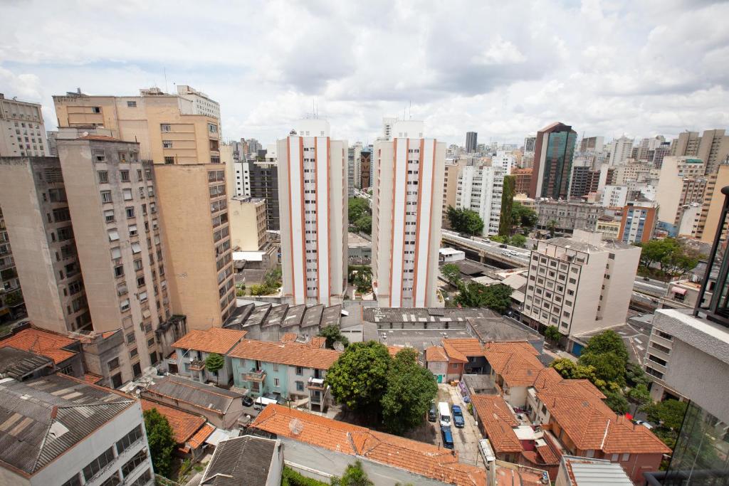  Espaço e Conforto no Centro com garagem e Internet 50MB