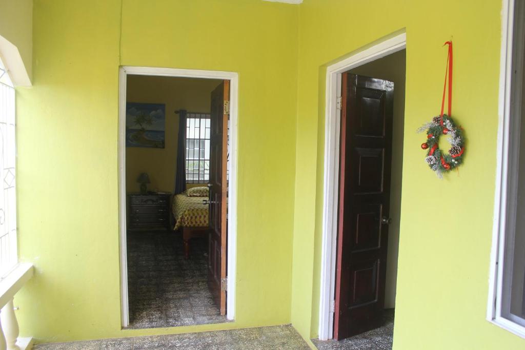 Fotografie z fotogalerie ubytování ritashomeawayfromhome v destinaci Ocho Rios