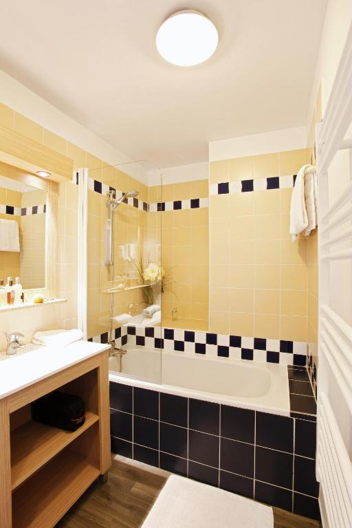 Aparthotel Adagio Access Marseille Prado Périer - Apartamento De Una Habitación Con Balcón